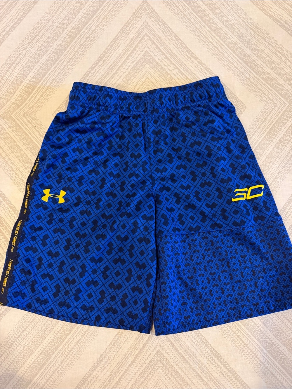 Under Armour Boys Blue Black Geometric Athletic Shorts Youth Medium